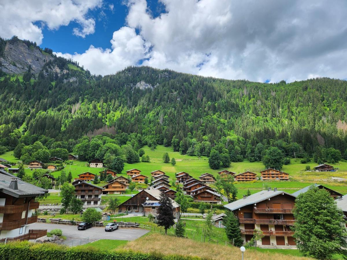 Cocon A Châtel Exteriör bild